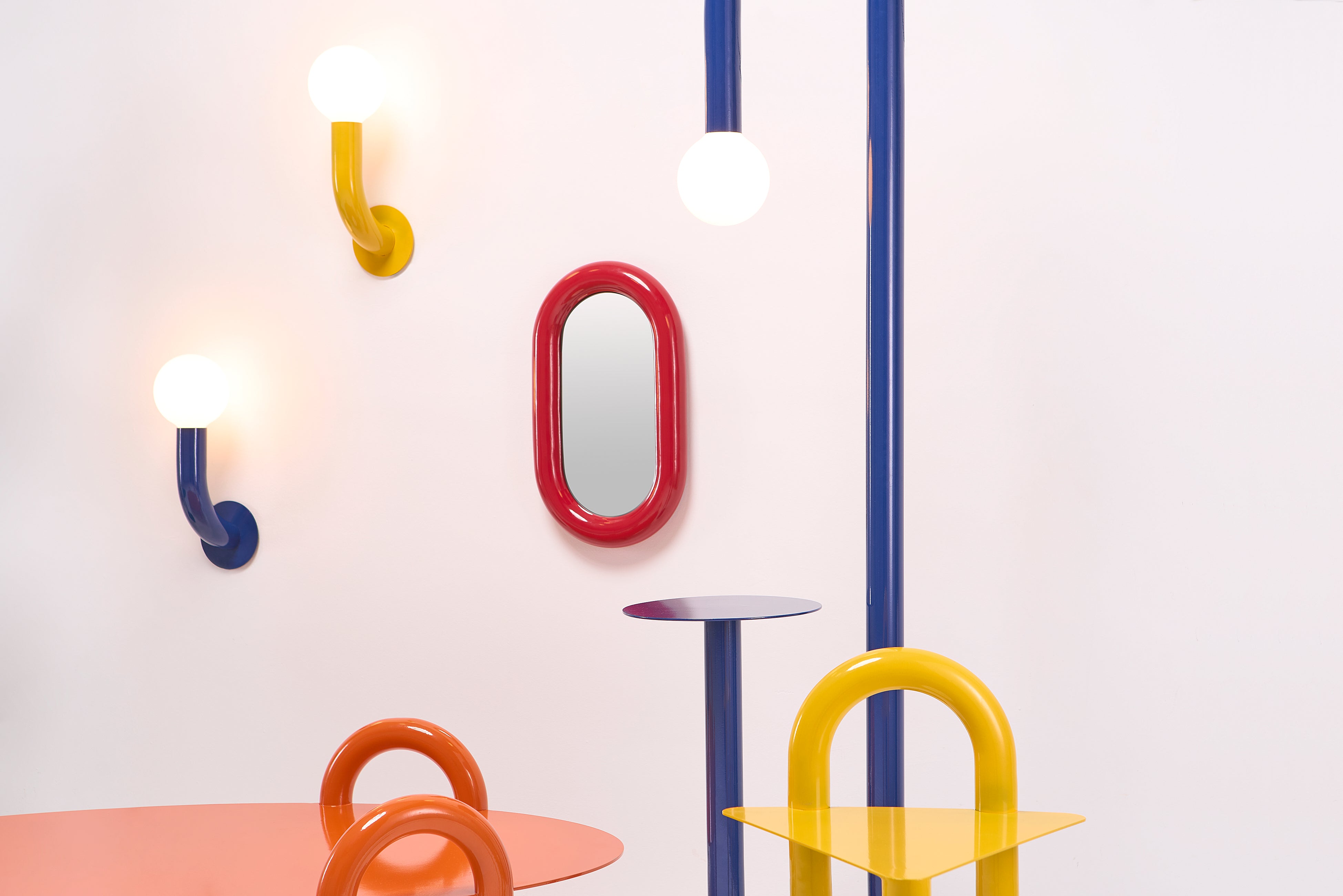 Wall Light Curva