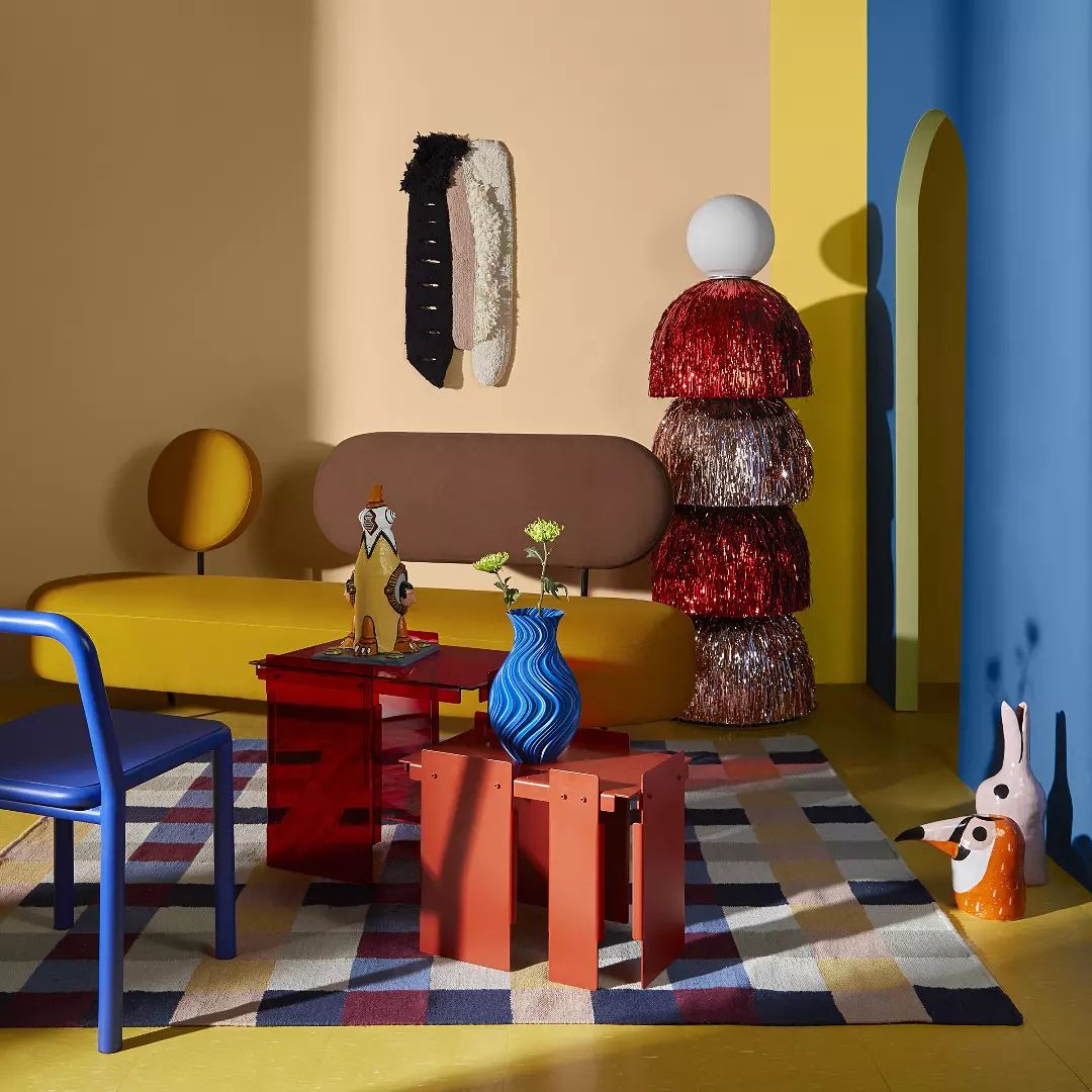 Baile Floor Lamp - Red.